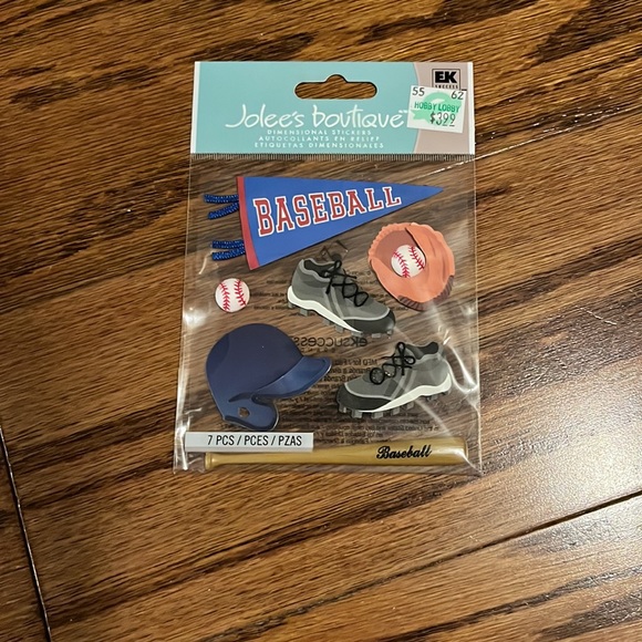 Bundle of scrapbooking kits - Picture 8 of 8